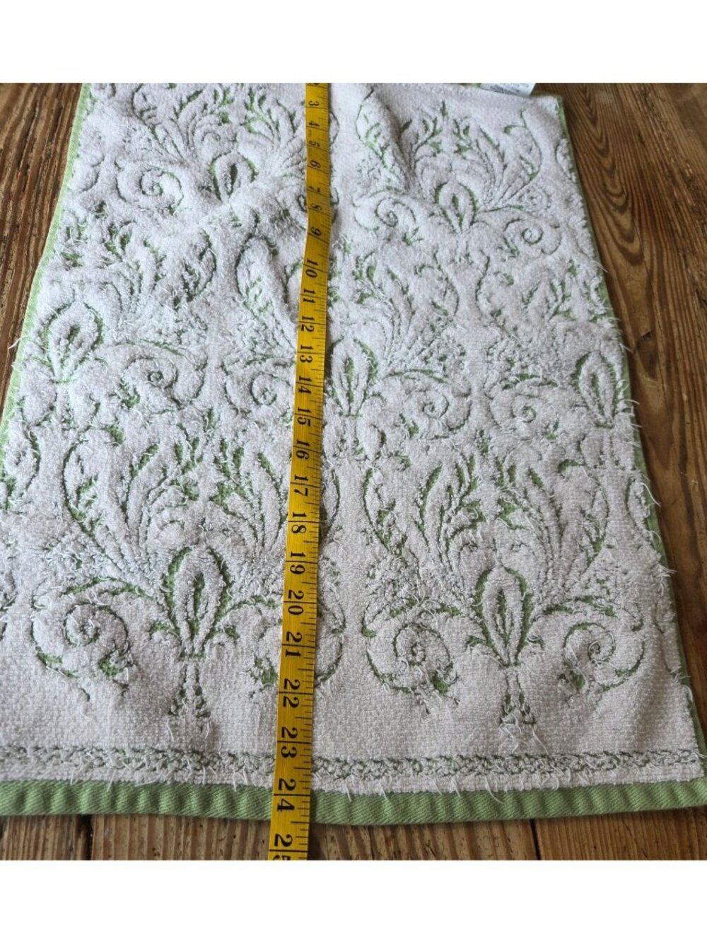 Parisian By Kassatex Cotton Matelassé Decorative Hand Towel Green White Baroque - Picture 4 of 7